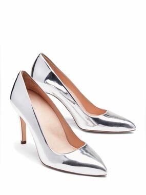 Inez heels in Silver Metallic size 8.5